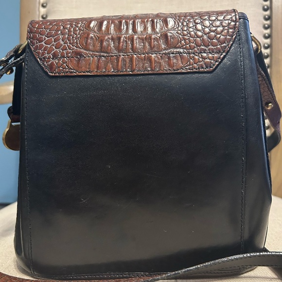 Vintage Brahmin Crocodile Embossed Crossbody Bag - Picture 3 of 15